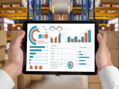 İş veri paneli, pazarlama stratejisi planlaması için iş zekası analizi sunar. Müşteri taleplerini analiz etmek ve iş dünyasının geleceğini önceden görmek için büyük veriler sunulur.