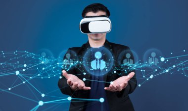 İş adamı ağ kurar, değerli bağlantılar kurar. Profesyonel ağı ve fırsatları genişletmek için etkili insanlar ağ stratejileri geliştiriyor.