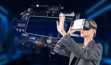 Bir iş adamı, modern bir şirket çalışma alanında verileri analiz etmek ve yenilikçi pazarlama stratejileri geliştirmek için sanal gerçeklik teknolojisine başvurur. XDMCP