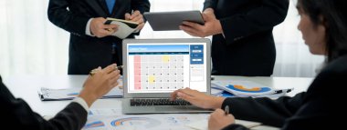 Kişisel organizatör ve çevrimiçi iş dünyası için hızlı zamanlama planlaması için bilgisayar yazılım uygulaması takvimiName