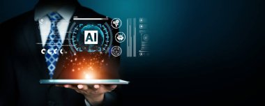 Yapay zeka mühendisliği, büyük veri ve yapay zeka makinesi kavramında yapay zeka beyin işlemcisiyle iş desteği için üretken yapay zeka kullanmayı öğrenen insan etkileşimi. Faas