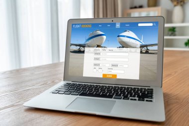 Online uçuş rezervasyon sitesi mod rezervasyon sistemi sağlar. Seyahat teknolojisi kavramı .