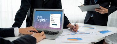 İnternet sitesinde canlı form doldurma için çevrimiçi kayıt formu