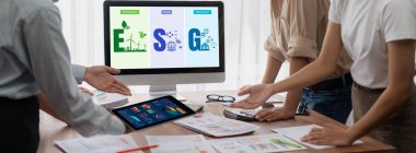 ESG 'nin canlı işletmeler için sosyal yönetim politikası ESG' nin yüksek puanını elde etmek için bir standart belirlemek