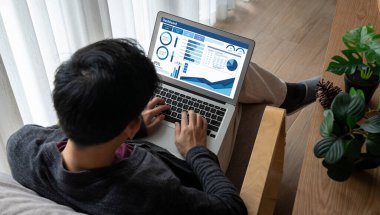 İş veri paneli, pazarlama stratejisi planlaması için iş zekası analizi sunar. Müşteri taleplerini analiz etmek ve iş dünyasının geleceğini önceden görmek için büyük veriler sunulur.