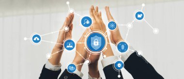 Ofis çalışanlarının el ele dizilmesi başarılı bir iş ortaklığı grubunu ve panoramik pankartta kamu işyerinde güçlü bir birlik takım çalışmasını sembolize ediyor. Kurnaz Dostluk