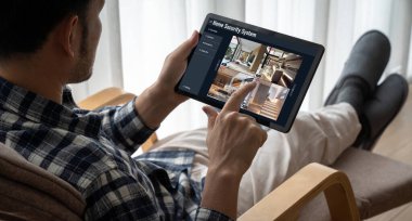 Online home security system showing live view of cctv cameras around the private property snugly