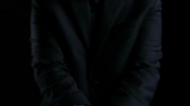 İş adamı ağ kurar, değerli bağlantılar kurar. Profesyonel ağı ve fırsatları genişletmek için etkili insan ağ oluşturma stratejileri UUID