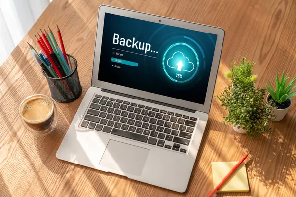 Yedek Depolama Verisi İnternet Teknolojisi İş Konsepti. Veritabanı depolama teknolojisi dosya aktarım paylaşımı, siber, büyük veri bilgileri, internet bankacılığı uygulaması indirme işlemi kolayca yapılır