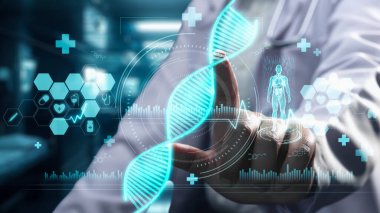 Doktorun oturduğu yeri kapatın ve DNA örneği hologramının yüzdüğünü ve tıbbi verilere erişimini gösterin. Teknoloji yeniliklerini kullanarak genetik bozuklukları kontrol eden profesyonel bir tıp çalışanı. İyileştirici.