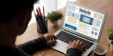 Web sitesi tasarım yazılımı çevrimiçi perakende ticaret ve e-ticaret için rahat bir şablon sağlar