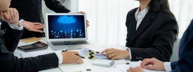 Hızlı uzak çalışma ve kişisel veri depolama için bulut hesaplama yazılımı