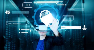 Yapay zeka yardımıyla veri merkezinde duran kulaklıklı zeki bir iş adamı. Proje yöneticisi pazarlama stratejisi planlamak için artırılmış gerçeklik gözlüğü ve yapay zeka sohbeti kullanıyor. Yaratıcılık.