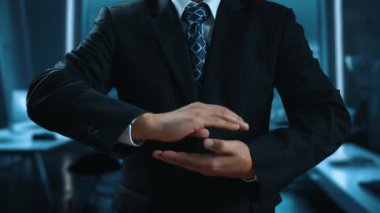 İş adamı küresel pazarlama ve finans konusunda uzmandır. Küresel pazarların karmaşıklığını, stratejileri ve pazarlama erişimini geliştirmek. Küresel finans ve pazarlama UUID 'sinde başarı