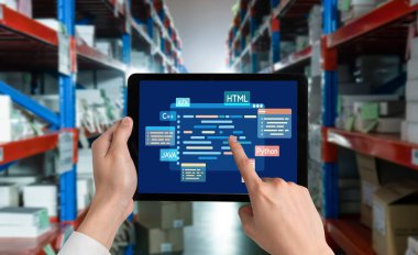 Yeni uygulama geliştirme için HTML, metaverse, metaverse ve C brisk gibi çeşitli programlama dillerinin kodlama ekranıyla yazılım geliştirme veya programlama çalışmaları