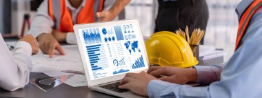 İş veri paneli pazarlama stratejisi planlaması için canlı iş zekası analizi sağlar