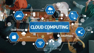 Bu resim, dijital verimlilik için veri gizliliği, depolama ve yedek çözümler ile ilgili unsurları gösteren, bulut hesaplama kavramlarına odaklanan modern bir ofis ortamını göstermektedir. Dostluk