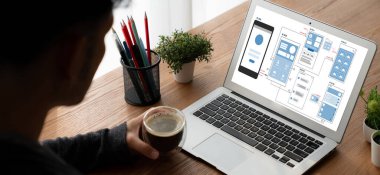 Model mobil uygulama ve web sitesi için UX UI tasarım süreci. Profesyonel uygulama geliştiricisi için kablo grafiğinin yaratıcı prototipi .