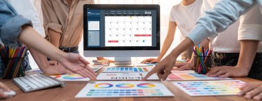 Kişisel organizatör ve çevrimiçi iş dünyası için hızlı zamanlama planlaması için bilgisayar yazılım uygulaması takvimiName