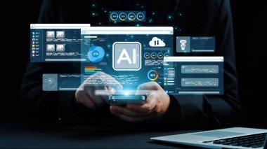 Akıllı telefon üzerinde yapay zekanın parlak bir temsili dinamik veri analizleri ve kullanıcı dostu arayüzler sergiliyor, modern iş stratejileri ve yenilikleri aydınlatıyor. Dörtgen