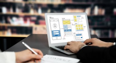 Hareketli mobil uygulama ve web sitesi için UX UI tasarım süreci. Profesyonel uygulama geliştiricisi için kablo grafiğinin yaratıcı prototipi .
