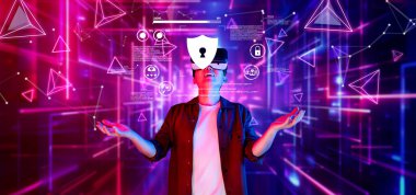 Siber güvenlik ve sanal gerçekliğin kesişimlerini keşfedin, birbirine bağlı bir dünyada verileri korumak ve gizliliği sağlamak için tasarlanmış gelişmiş teknolojileri sergileyin. XDMCP