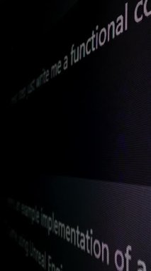 LED ekranında gerçek zamanlı yapay zeka ile hareket eden kodlama hareketinin makro çekimini kapat, yazılım geliştirme için gelişmiş yapay zeka bilgisini optimizasyon, hata ayıklama ve kodlama ile göster.