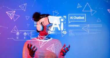 Bir kullanıcı yapay zeka sohbet robotuyla etkileşime girerek sanal gerçekliğe dalıyor. Dijital elementler onları çevrelemiş, teknolojiyi, yeniliği ve makine öğrenme gelişimini sergiliyor. XDMCP