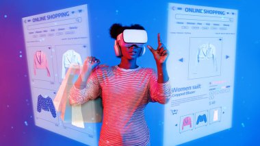 Afrikalı bir kız alışveriş çantası tutarken artırılmış gerçeklik teknolojisi kullanıyor. VR gözlük ve günlük gömlek takan, mavi ve pembe arka planda duran bir çocuk. Yaratıcılık.