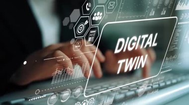 Modern Teknoloji Ayarlarındaki Dijital İkiz Kavramı ve Veri Görselleştirme Elementleri ile Klavyede Yazan Eller. Asemptotik akıllı veri analitiği.