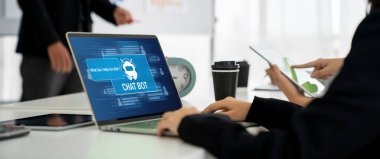 Müşteri sorularına otomatik olarak cevap veren mod çevrimiçi iş için Chatbot yazılım uygulaması