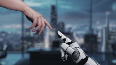 Bir insan eli, yüksek teknolojili bir ofis ortamında yükleme ilerleme çubuğu ve çeşitli dijital simgeleri gösteren robotik bir elle etkileşime girer. Auvana