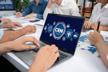 CRM işletme ve işletme için canlı bilgisayarda müşteri ilişkileri yönetim sistemi