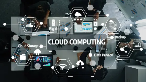 Bulut hesaplama toplantısına dinamik bir genel bakış, verileri analiz eden profesyoneller, yenilikçi çözümler üzerinde işbirliği ve iş verimliliğini artıran. Dostluk