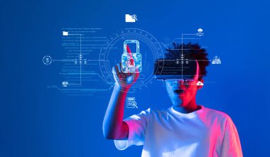 Genç bir birey sanal gerçeklik teknolojisiyle uğraşırken aynı zamanda modern farkındalık için dijital bir alanda siber güvenlik, veri koruması ve mahremiyet kavramlarını resmediyor. XDMCP