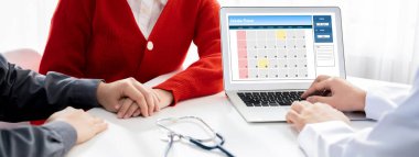 Kişisel organizatör ve çevrimiçi iş dünyası için hızlı zamanlama planlaması için bilgisayar yazılım uygulaması takvimiName