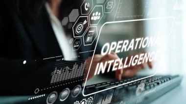 İşkadını Operasyonel İstihbarat Konsepti ile Dizüstü bilgisayarı kullanarak Veri Analizi ve Karar Verme Ekranı 'na yüklendi. Asemptotik akıllı veri analitiği.