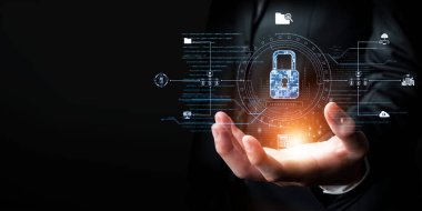 İş adamı siber güvenliğin özünü keşfeder. Siber koruma yöntemlerini, siber tehditleri derinlemesine araştır ve siber güvenlik duruşunu destekle. Siber Güvenlik Çağı EIDE 'de gezinmek için gerekli