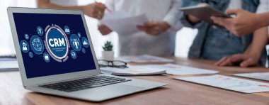 CRM işletme ve işletme için canlı bilgisayarda müşteri ilişkileri yönetim sistemi