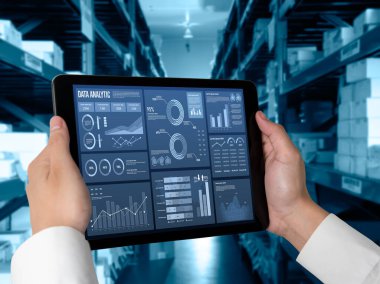 İş veri paneli, pazarlama stratejisi planlaması için iş zekası analizi sunar. Müşteri taleplerini analiz etmek ve iş dünyasının geleceğini önceden görmek için büyük veriler sunulur.