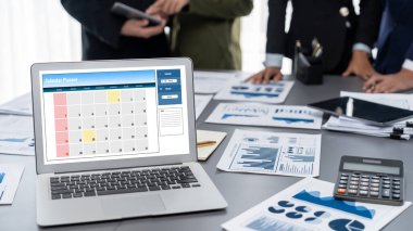 Kişisel organizatör ve çevrimiçi iş dünyası için hızlı zamanlama planlaması için bilgisayar yazılım uygulaması takvimiName