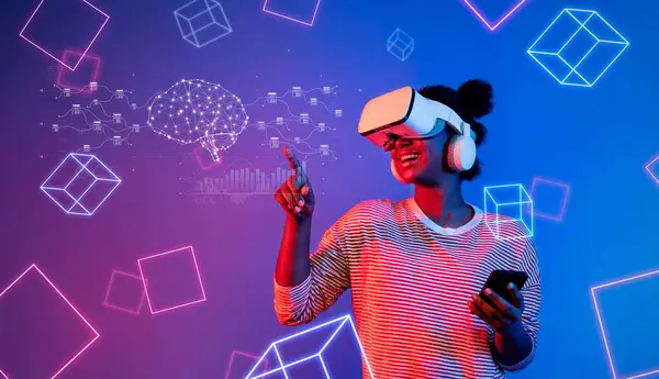 VR kulaklık takan genç bir kadın, yenilikçi yönetim için üretken yapay zeka ve bulut teknolojilerinin füzyonunu gösteren canlı bir dijital ortamda verilerle etkileşime giriyor. XDMCP