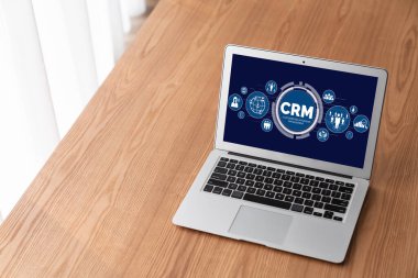 CRM işletme ve işletme için modern bilgisayarda müşteri ilişkileri yönetim sistemi