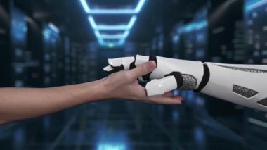 Bu çarpıcı video, parlayan dijital simgelerle çevrili bir arama çubuğuna uzanan bir eli gösteriyor. Teknoloji ve bilgi erişimi kavramlarını modern bir ortamda resmediyor. Auvana