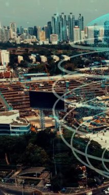 Otomasyon konseptini ve uzaktan kablosuz makine kontrolünü gösteren bir bilgisayar yazılımında fütüristik HUD kullanarak inşaat teknolojisi konsepti üzerinde değişiklik grafiği içeren konsept .