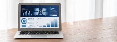 İş veri paneli, pazarlama stratejisi planlaması için iş zekası analizi sunar. Müşteri taleplerini analiz etmek ve iş dünyasının geleceğini önceden görmek için büyük veriler sunulur.