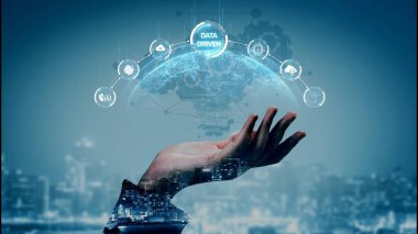 Veri güdümlü karar verme işi analitik, veri toplama ve yapay zeka sistemleri yoluyla güçlendirir. Veri güdümlü araçlar veri işleme ve veri görselleştirmesini veri platformları boyunca destekler. Muxer