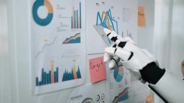 İş analistleri, pazar koşullarını netleştirmek, hassas pazarlama stratejileri ve işbirlikçi karar verme mekanizmalarını güvence altına almak için yapay zeka öngörüleri kullanıyorlar. Noogenesis Yapay Zeka