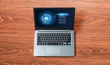 Yapay zeka teknolojisini çalıştırmak için komut mühendisi ve kullanıcı kolaylığı için üretici yapay zeka yardımcı araçları insanların yapay zeka işlevlerini teşvik ederek yapay zekayı çalıştırmalarına yardımcı olur