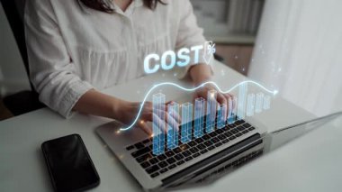 Dijital dönüşüm, işletme maliyeti optimizasyonu, operasyonel maliyet düşüşü, finansal tasarruflar ve ticari başarı için kaynak verimliliği stratejileri yoluyla maliyet azaltma ve maliyet tasarrufu. Muxer